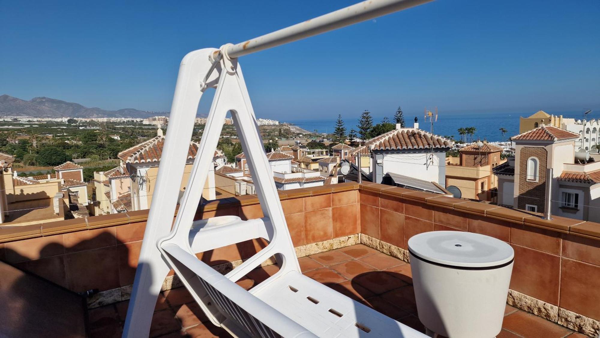 Villa Deluxe Nerja Silhouse Exterior photo